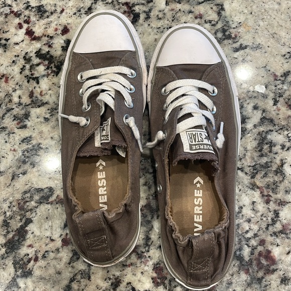 Chuck Taylor Converse - Picture 3 of 8